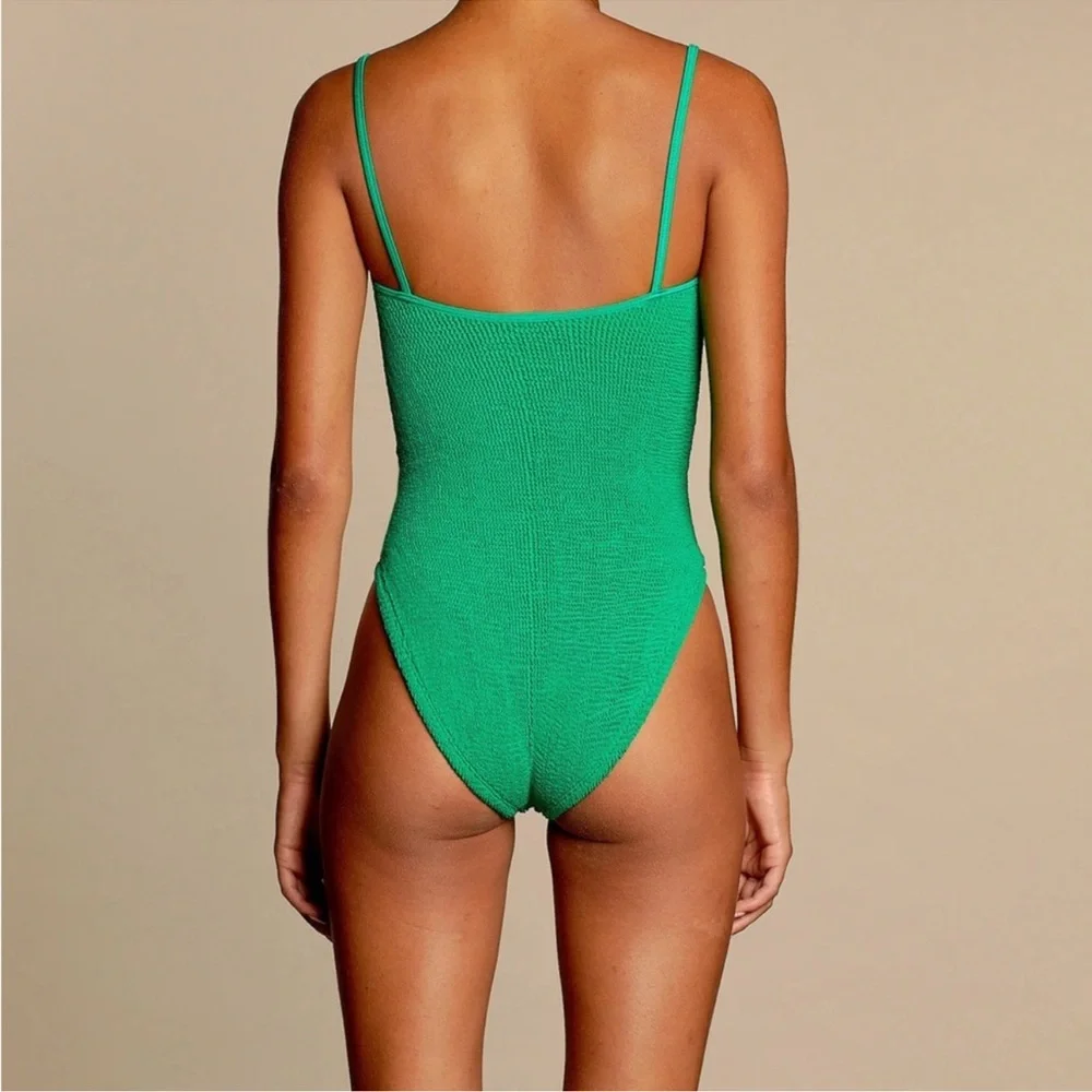 NEW Hunza G Women's Pamela Swimsuit in Emerald Green Crinkle One Size Coverage - Picture 3 of 7